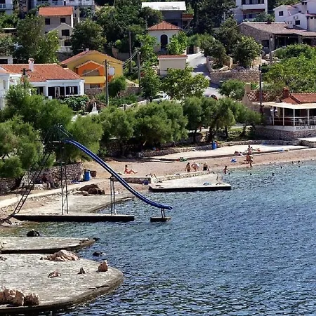 Holiday House Nyaraló *